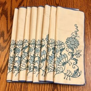 Vintage 1972 Paragon 8 Piece Blue Floral Embroidered Place Mats